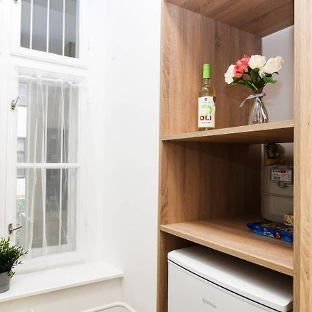 Very Central Apartment Close To Basilica Budapest Kültér fotó