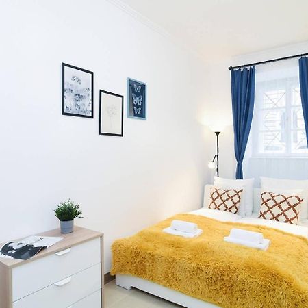Very Central Apartment Close To Basilica Budapest Kültér fotó